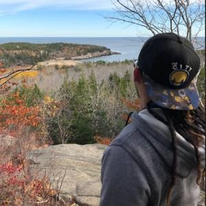 Meet your Posher, Alvaro